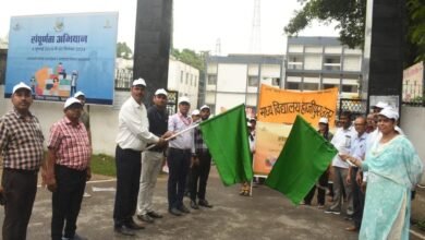 Photo of उप समाहर्ता विकास कुमार ने प्रभात फेरी को दिखाई हरी झंडी