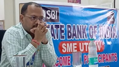 Photo of स्टेट बैंक ऑफ इंडिया के क्षेत्रीय प्रबंधक संतोष कुमार सिंहा ने एसएमई उत्सव पर दी कई जानकारियां