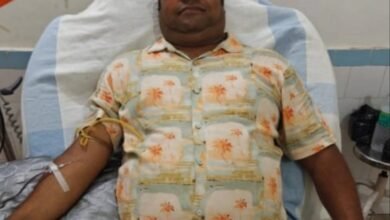 Photo of ब्लड की कमी से जूझ रही थी महिला, ह्यूमैनिटी के दो रक्तवीरों ने रक्तदान कर बचाई जान