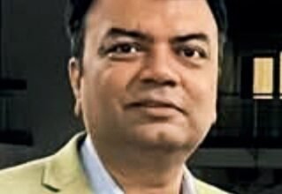 Photo of प्रथम कुलपति बनने पर दीपक आनंद, आईएएस को कलवार सेवक समाज के राष्ट्रीय अध्यक्ष डॉ अरविन्द वर्मा ने दी बधाई एवं शुभकामनाएं