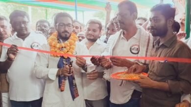 Photo of रालोजपा के प्रधान चुनाव कार्यालय का प्रत्याशी यशराज पासवान उर्फ़ मुस्कान ने किया उद्घाटन