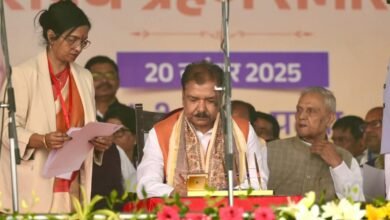 Photo of कलवार सेवक समाज के चेयरमैन डॉ अरविन्द वर्मा ने डॉ दिलीप कुमार जायसवाल को मंत्री बनने पर दी बधाई एवं शुभकामनाएं 