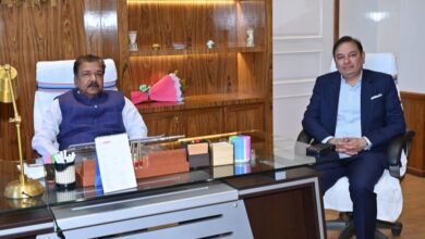 Photo of अडानी इंटरप्राइजेज के एमडी प्रणव अडानी से मंत्री डॉ दिलीप कुमार जायसवाल की मुलाकात में हुई विभिन्न मुद्दों पर चर्चा