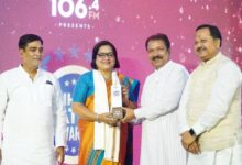 Photo of समाज सेवी कर रहे हैं समाज में सकारात्मक परिवर्तन, अपनी समर्पण और सेवा भाव से – डॉ दिलीप जायसवाल, उद्योग मंत्री