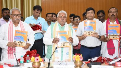 Photo of विधान सभा अध्यक्ष डॉ प्रेम कुमार के हाथों “विधान प्रबोधिनी” मासिक पत्रिका का हुआ विमोचन
