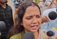 Photo of बांकीपुर विधान सभा क्षेत्र से जनशक्ति जनता दल प्रत्याशी वीणा मानवी गिरफ्तार, समर्थकों में आक्रोश